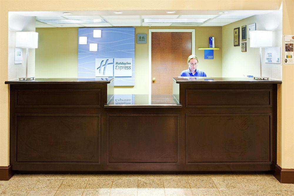 Country Inn & Suites By Radisson, Dunn, Nc Interior photo